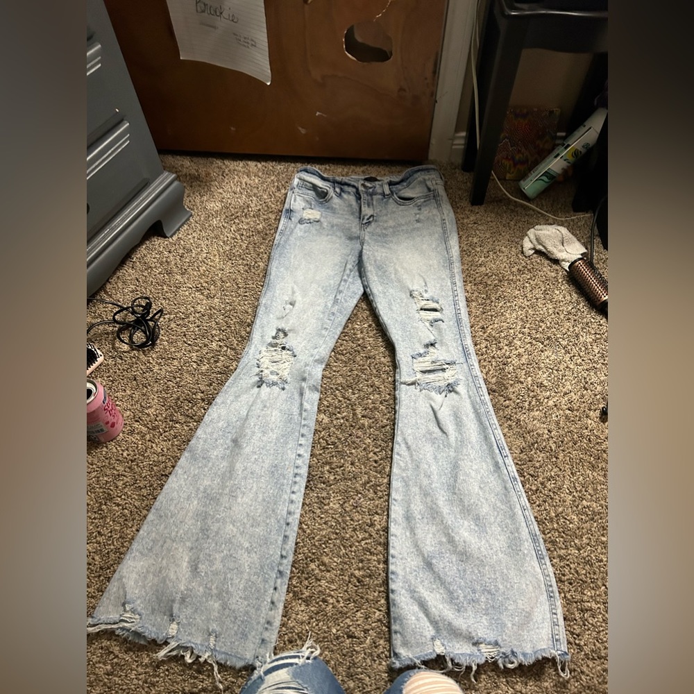 Flared flying money light washed jeans